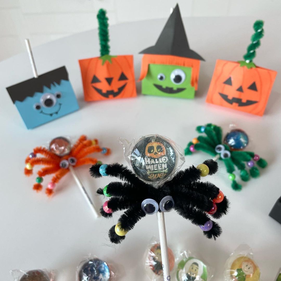 Halloween activities, gifts and decorations - Preschool and Primary ...