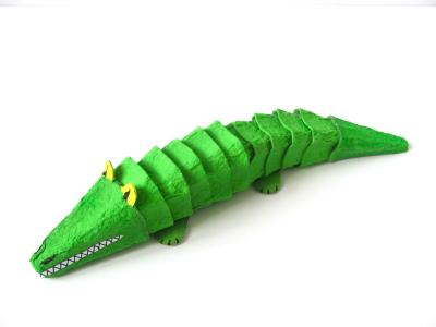 Crocodile crafts made with recyclable materials - Preschool and Primary -  Aluno On